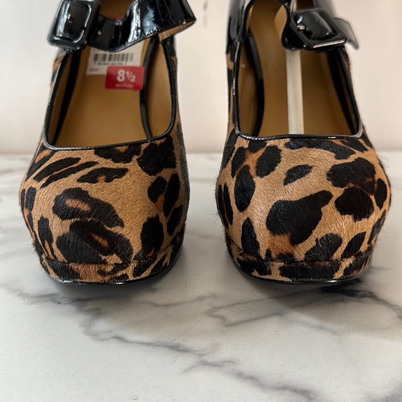 New- Nine West animal print heels - Picture 4 of 16